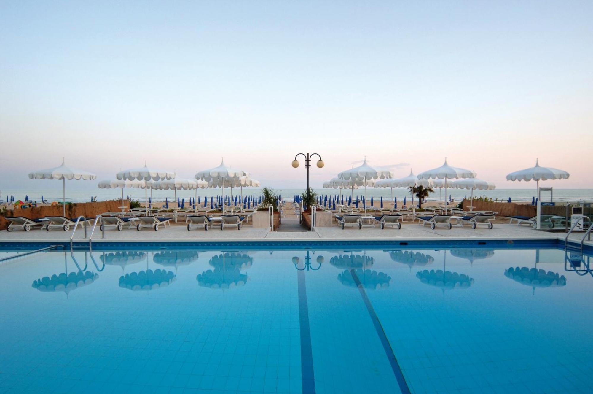 Hotel Beny ليدو دي يسولو المظهر الخارجي الصورة