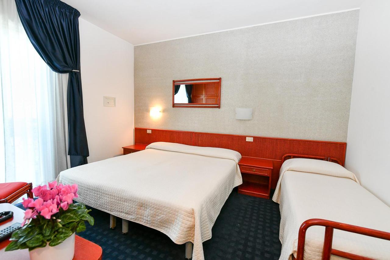Hotel Beny ليدو دي يسولو المظهر الخارجي الصورة
